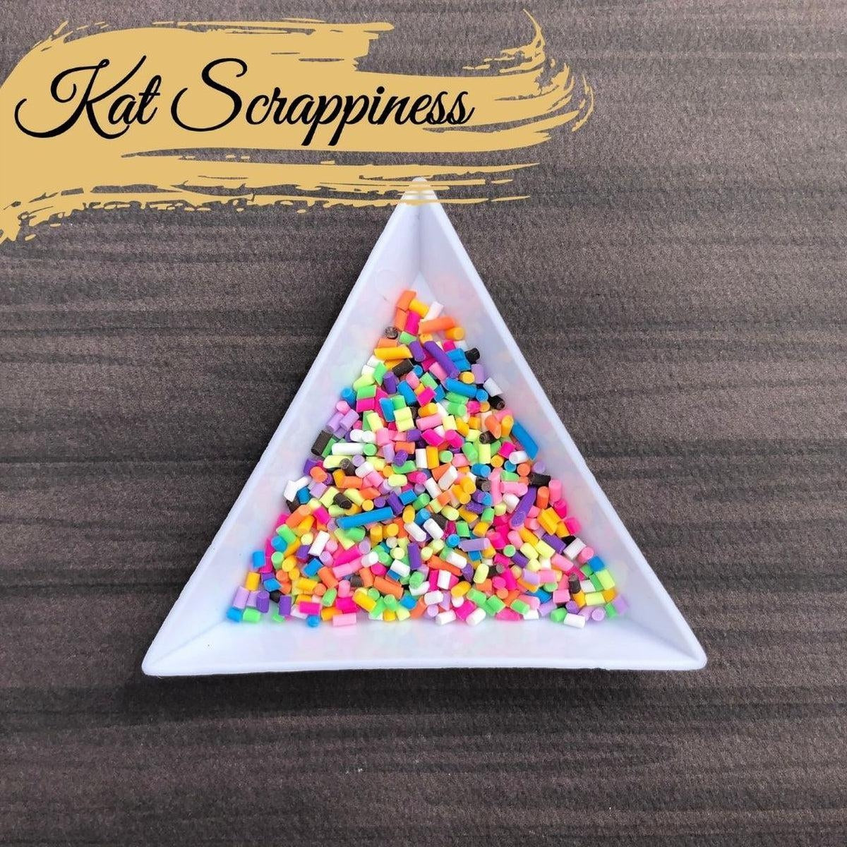 Triangle Embellishment Tray - 1 pk