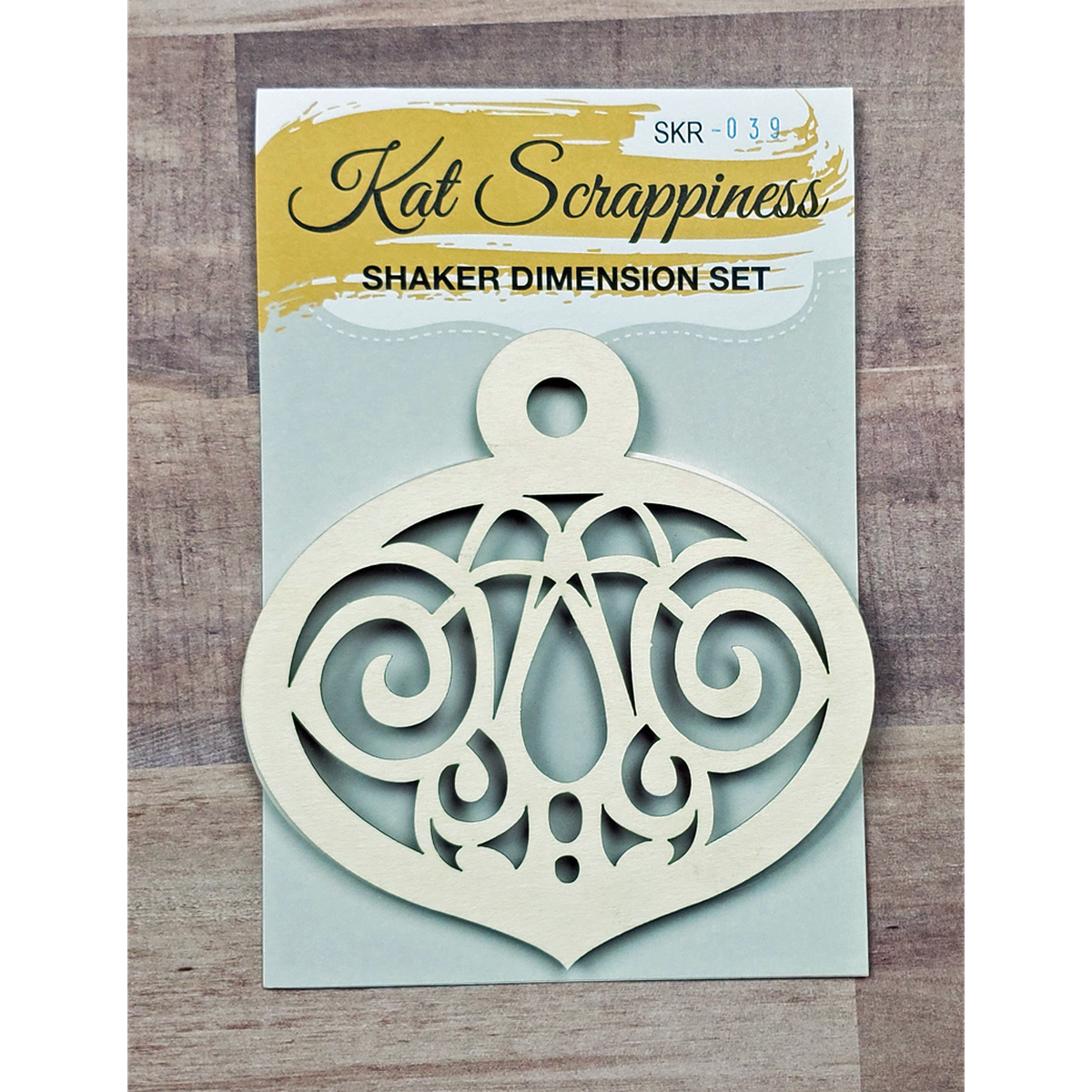 Ornate Christmas Ornament Shaker Card Kit by Kat Scrappiness - 039 - Kat Scrappiness