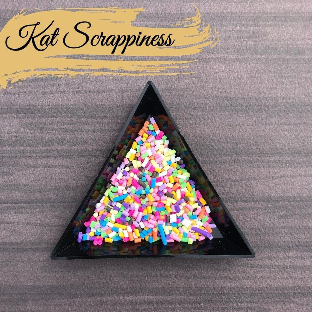 Triangle Embellishment Tray - 1 pk